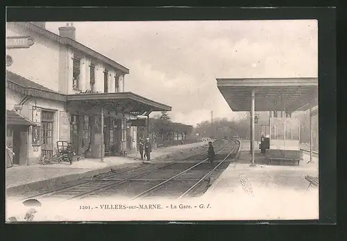 AK Villers-sur-Marne, La Gare, Bahnhof