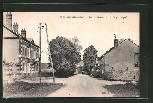 AK Montcresson, La Gendarmerie et rue principale