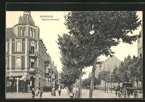 AK Rathenow, Blick in die belebte Bahnhofstrasse