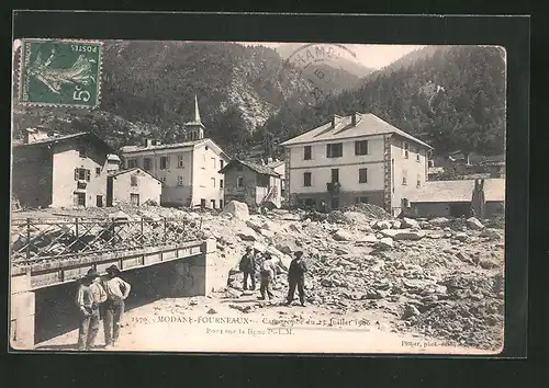 AK Modane-Fourneaux, Catastrophe du 23. Juliet 1906, Pont sur la ligne, Hochwasser