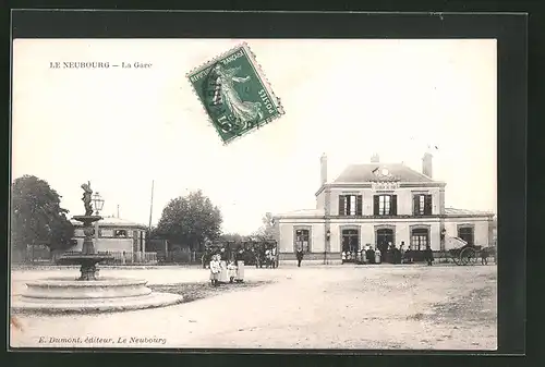 AK Le Neubourg, La Gare, Bahnhof