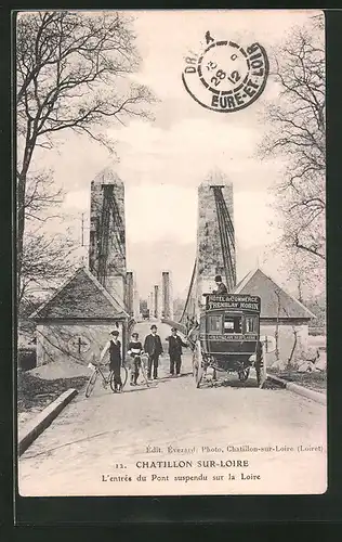 AK Chatillon-sur-Loire, L`entrée di Pont suspendu sur la Loire