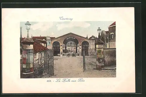 AK Courtenay, La Halle aux Blés