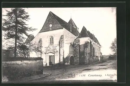 AK Courtenay, L`Eglise