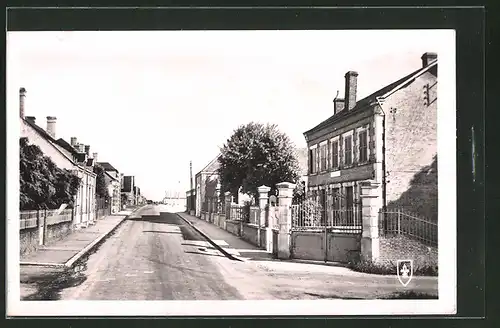 AK Cerdon-du-Loiret, La Mairie, Route d`Argent