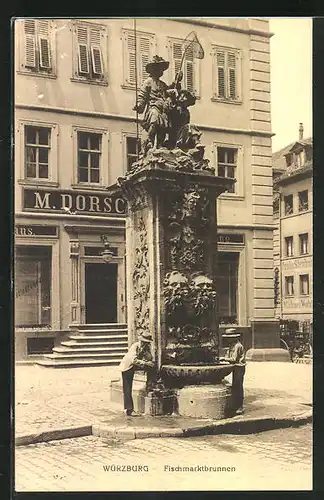 AK Würzburg, Fischmarktbrunnen gegen Geschäft