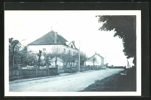 AK La Chapelle-Saint-Sauveur, La Mairie, Route de Pierre