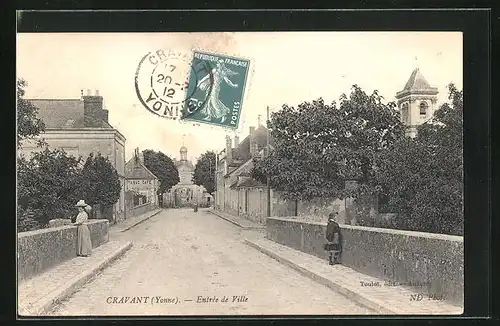 AK Cravant, Entrée de Ville