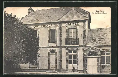 AK Courtois, La Mairie et l`Ecole