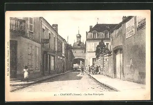 AK Cravant, La Rue Principale