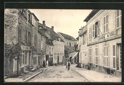 AK Vézelay, La Grande Rue, Gendarmerie Nationale