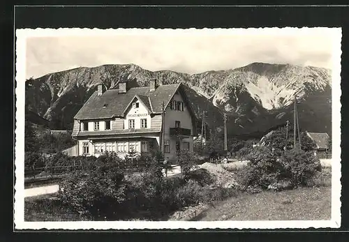 AK Puchberg a. Sch., Hotel-Pension Triebl gegen das Gebirge