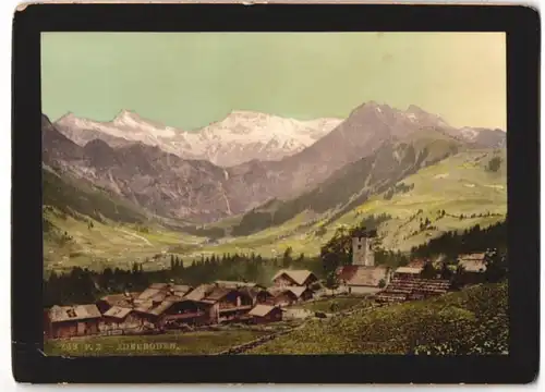 Fotografie Photochrom Zürich, Ansicht Adelboden, Ortsansicht mit Gebirgspanorama