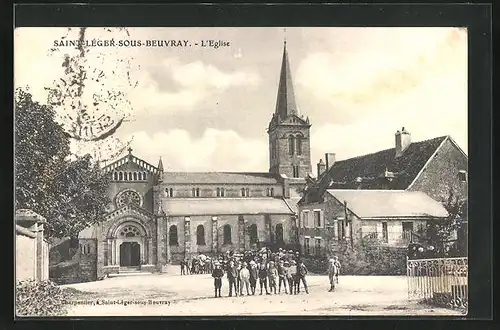 AK Saint-Léger-sous-Beuvray, L`Eglise