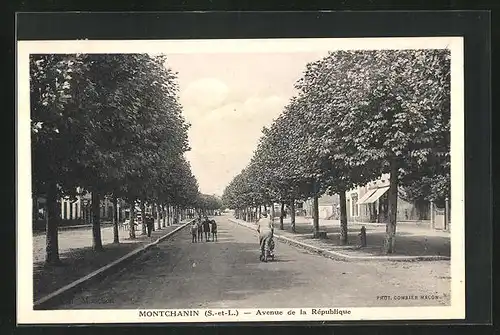 AK Montchanin, Avenue de la République