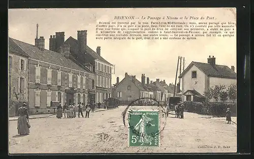 AK Brienon, Le Passage à Niveau et la Place du Port