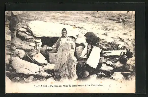 AK Bach, Femmes Macédoniennes à la Fontaine