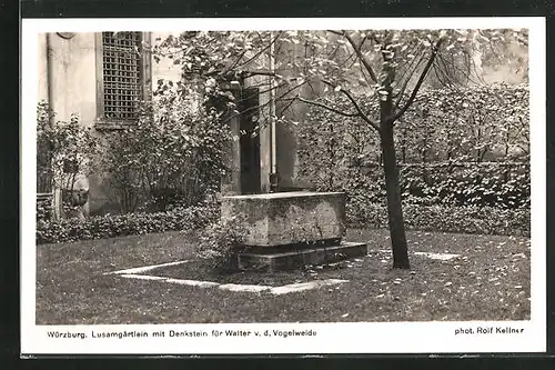 AK Würzburg, Lusamgärtlein mit Denkstein für Walter v. d. Vogelweide