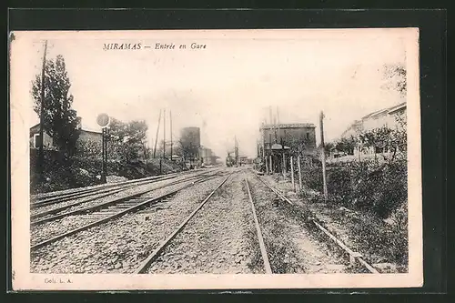 AK Miramas, Entrée en Gare