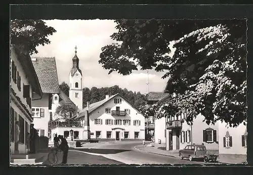 AK Bad Kohlgrub, Strasse zum Gasthaus zur Post, am Ehrenmal