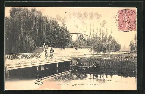 AK Maillot, au Pont de la Vanne