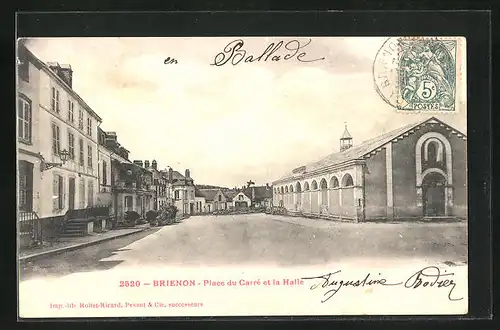 AK Brienon, Place du Carré et la Halle