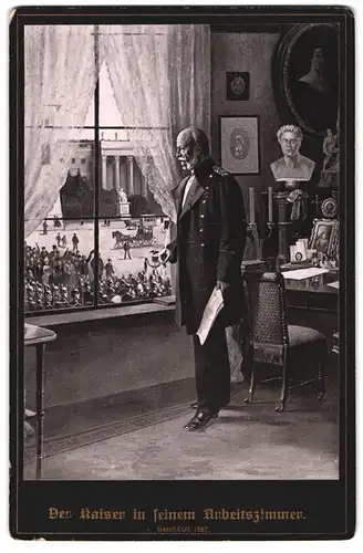 Fotografie unbekannter Fotograf und Ort, Portrait Kaiser Wilhelm I., steht im Arbeitszimmer am Eckfenster