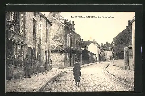 AK L`Isle-sur-Serein, La Grande-Rue, Strassenpartie