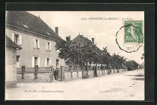 AK Simandre-les-Ormes, Les Ecoles