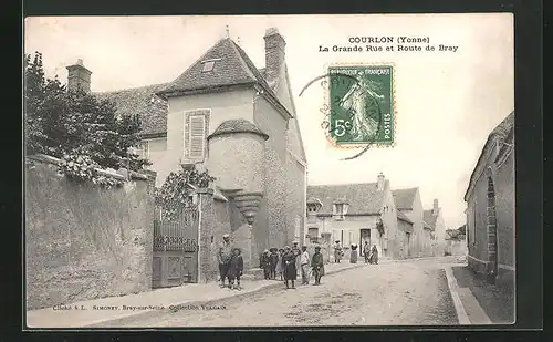 AK Courlon, La Grande Rue et Route de Bray