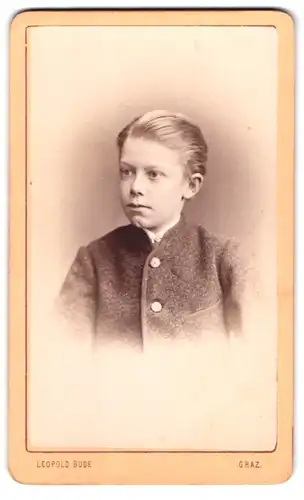 Fotografie Leopold Bude, Graz, Salzamtgasse 3, Portrait kleiner Junge in modischer Kleidung