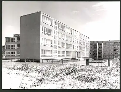 12 Fotografien Ansicht Bernburg, Herausgeber PGH Film & Bild Berlin, Foto W. Krieg, Bernburg, Leben im Sozialismus-DDR