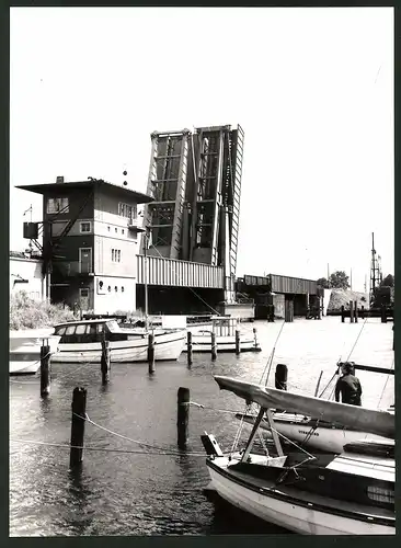 12 Fotografien Ansicht Stralsund, Herausgeber PGH Film und Bild Berlin, Foto Günter Ewald, Das Leben im Sozialismus-DDR