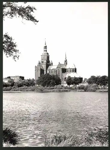 12 Fotografien Ansicht Stralsund, Herausgeber PGH Film und Bild Berlin, Foto Günter Ewald, Das Leben im Sozialismus-DDR