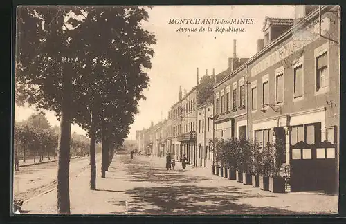 AK Montchanin-les-Mines, Avenue de la Republique