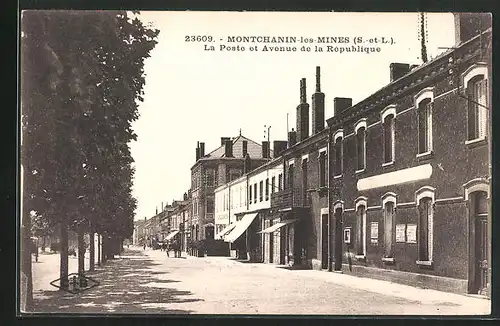 AK Montchanin-les-Mines, La Poste et Avenue de la Republique