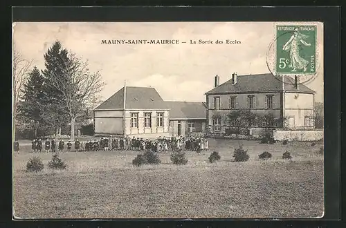 AK Mauny-Saint-Maurice, La Sortie des Ecoles