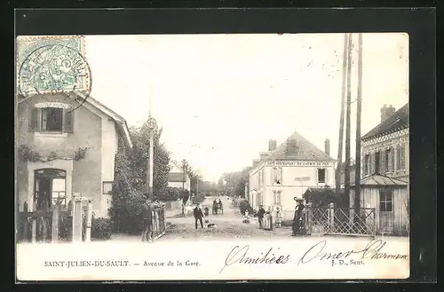 AK Saint-Julien-du-Sault, Avenue de la Gare