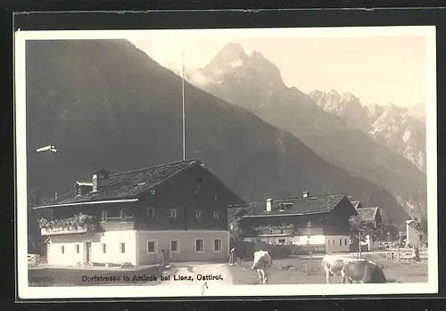 AK Amlach, Berghäuser in der Dorfstrasse