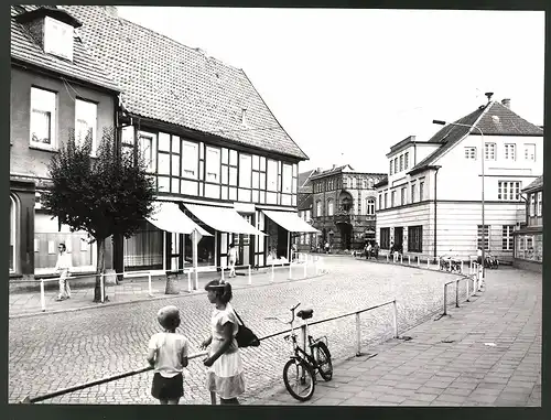 12 Fotografien Ansicht Hagenow / Altstadt, Herausgeber PGH Film & Bild Berlin, Foto K. Karls, Leben im Sozialismus-DDR