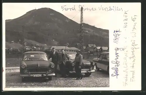 Foto-AK Salzburg, Ford Simca Vedette Automobil, Blick zum Gaisberg