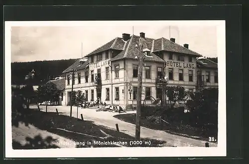 AK Mönichkirchen, Strasse am Hotel Lang