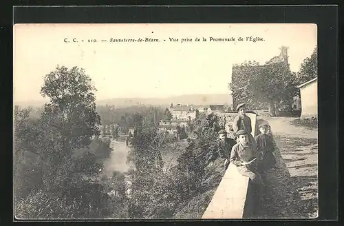 AK Sauveterre-de-Béarn, Vue prise de la Promenade de l`Église