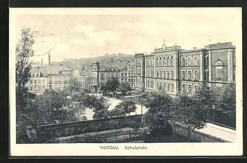 AK Werdau, Strasse am Schulplatz mit Gebäuden