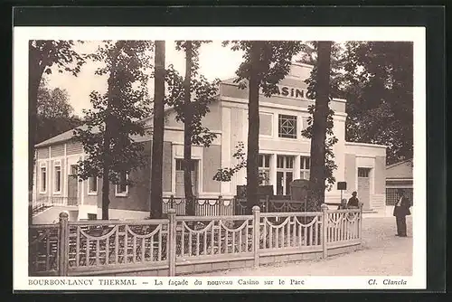 AK Bourbon-Lancy, Thermal, la facade du nouveau Casino sur le Parc