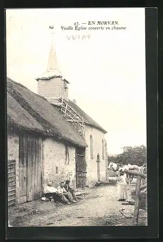 AK Velay, Vieille Eglise couverte en chaume