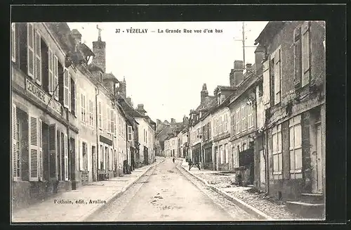 AK Vezelay, La Grande Rue vue d`en Bas