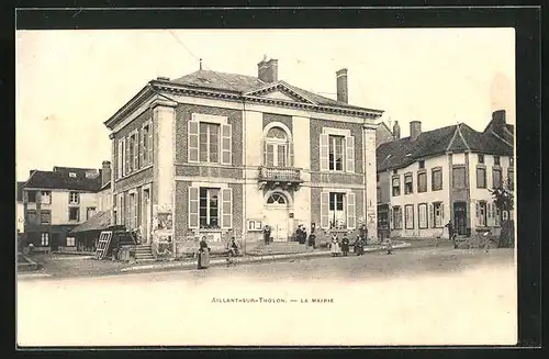 AK Aillant-sur-Tholon, La Mairie