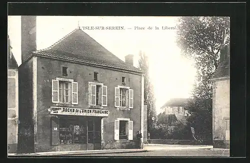 AK L`Isle-sur-Serein, Place de la Liberte