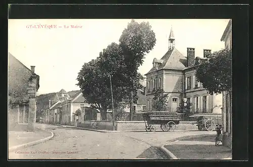 AK Gy-L`Eveque, La Mairie